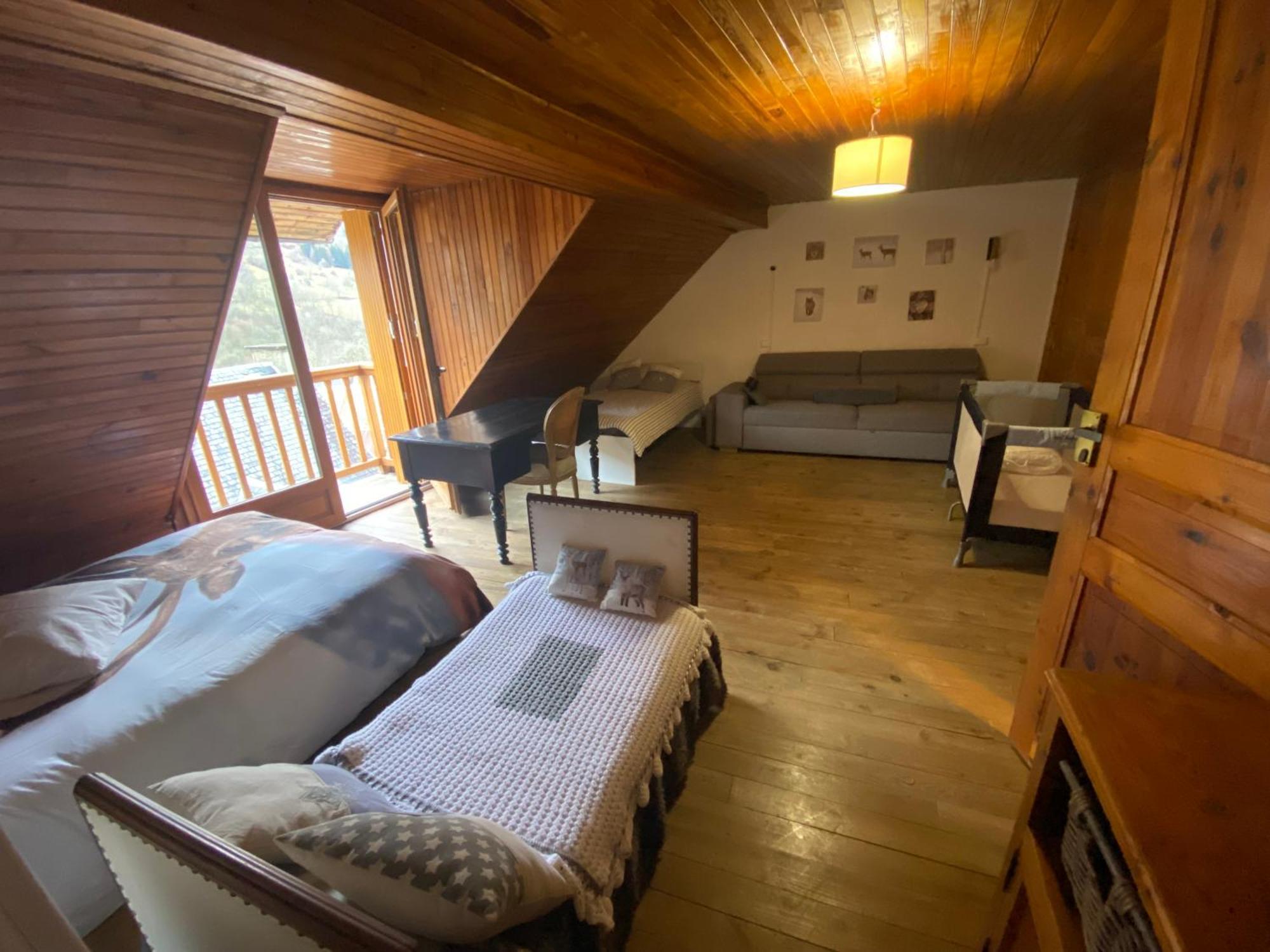 Maison Pyrenees Saint-Aventin Eksteriør bilde